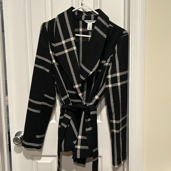 WHBM Size 10 Long black/white Plaid Belted Jacket - Picture 6 of 6